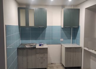 2-комнатная квартира на продажу, 45 м2, Новотроицк, Железнодорожная улица, 75