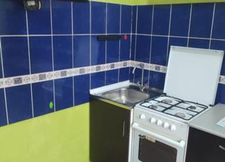 Продаю 4-комнатную квартиру, 56.3 м2, Новочебоксарск, Советская улица, 13