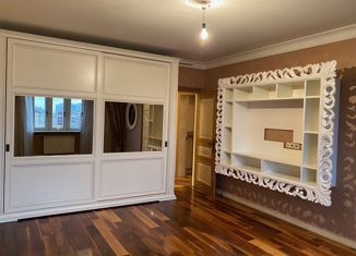 Продается 3-ком. квартира, 92 м2, Москва, улица Намёткина, 11к1, метро Новые Черёмушки