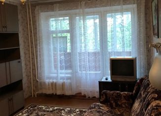 Сдам в аренду 1-ком. квартиру, 45 м2, Конаково, проспект Ленина, 3