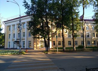 Продажа 2-ком. квартиры, 47.5 м2, Сыктывкар, Советская улица, 16, Центральный район