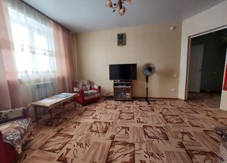 Продажа трехкомнатной квартиры, 57.4 м2, Новопавловск, улица Калинина, 19к1