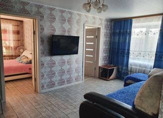 Продается 4-комнатная квартира, 60 м2, город Асино, Партизанская улица, 72