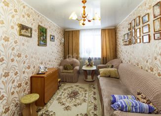 Продам 2-комнатную квартиру, 43 м2, Ялуторовск, улица Карбышева, 1