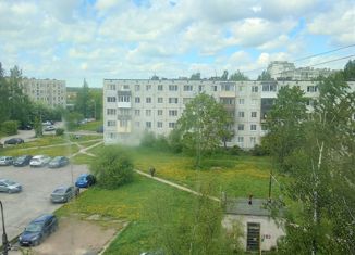 Продам 3-ком. квартиру, 61.5 м2, Коммунар, Пионерская улица, 19