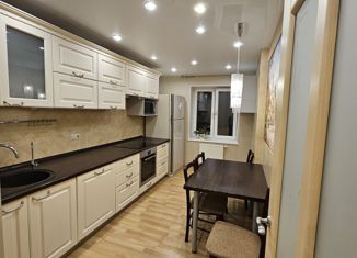 Продажа трехкомнатной квартиры, 76.4 м2, Ижевск, Красногеройская улица, 109, ЖК Капучино