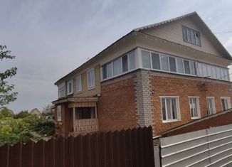 Продаю дом, 264.3 м2, село Чишмы, улица 50 лет Победы