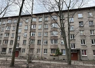 Продается двухкомнатная квартира, 40.95 м2, Санкт-Петербург, Среднеохтинский проспект, 1к4, Красногвардейский район