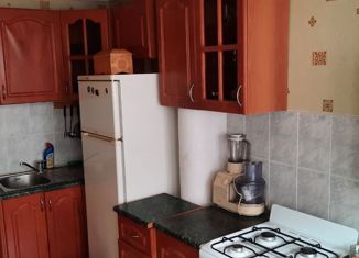 Продам 2-комнатную квартиру, 45 м2, Сызрань, улица Есенина, 11