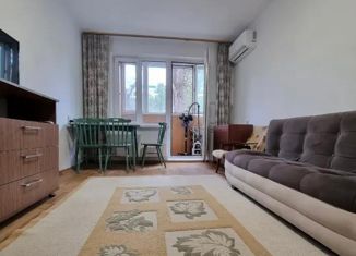 Продается 1-комнатная квартира, 35 м2, Ставрополь, улица Бруснева, 15, микрорайон №17