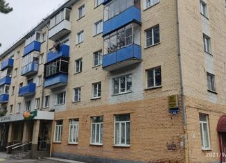 Продается 1-комнатная квартира, 30.5 м2, Кемеровская область, Советская улица, 42