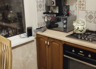 Продажа 3-ком. квартиры, 59 м2, Москва, улица Кухмистерова, 18, станция Люблино