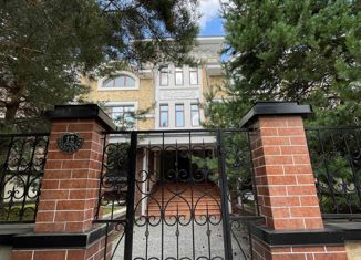 Продам таунхаус, 628 м2, деревня Семенково, Новогодняя улица