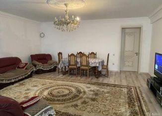 Продается 3-комнатная квартира, 150 м2, Махачкала, Кировский район, проспект Али-Гаджи Акушинского, 100