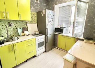 Продам 1-ком. квартиру, 31 м2, Волгоградская область, Аджарская улица, 24