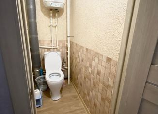 Продаю 2-ком. квартиру, 50 м2, Елабуга, проспект Мира, 9