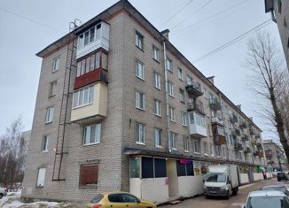 Продается 1-ком. квартира, 31.3 м2, посёлок Металлострой, Центральная улица, 16