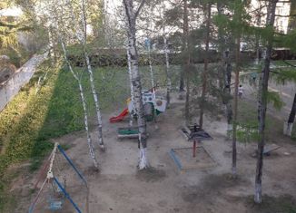 Продаю 1-ком. квартиру, 32 м2, Циолковский, улица Маршала Неделина, 13