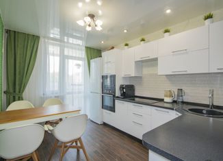 Продажа 2-ком. квартиры, 61.2 м2, Верхняя Пышма, улица Машиностроителей, 3