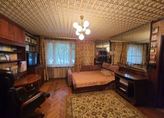 Трехкомнатная квартира на продажу, 56 м2, Санкт-Петербург, Индустриальный проспект, 20к1, Индустриальный проспект