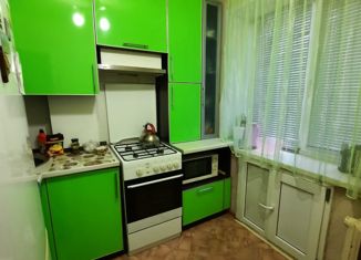 Продаю 2-ком. квартиру, 43 м2, Чебоксары, улица Антонина Яноушека, 5, Московский район