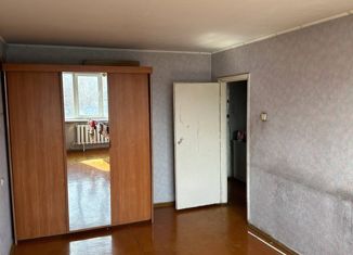 Продается 3-комнатная квартира, 61.7 м2, Кемеровская область, Спортивная улица, 40