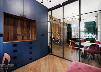 Продаю трехкомнатную квартиру, 70 м2, Москва, 1-й Хорошёвский проезд, 6, метро Беговая