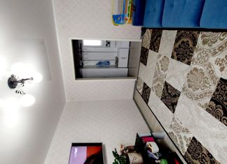 Продается 2-комнатная квартира, 49 м2, Азнакаево, улица Нефтяников, 36
