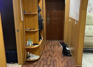 Трехкомнатная квартира на продажу, 58.6 м2, Оса, улица Генерала Богомягкова, 18