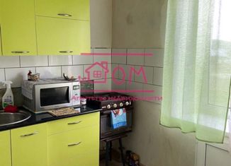 Продаю двухкомнатную квартиру, 42.8 м2, Полевской, Садовая улица, 10