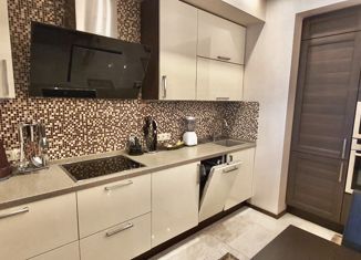 Сдам в аренду 1-ком. квартиру, 70 м2, Нижегородская область, улица Белинского, 15