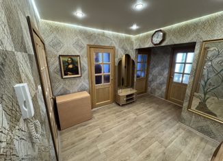 Продается четырехкомнатная квартира, 87.1 м2, Иркутская область, микрорайон Топкинский, 3