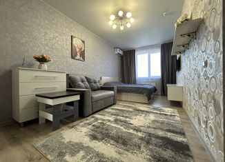Продам 1-ком. квартиру, 38 м2, Ростов-на-Дону, Первомайский район, улица 1-й Конной Армии, 13В