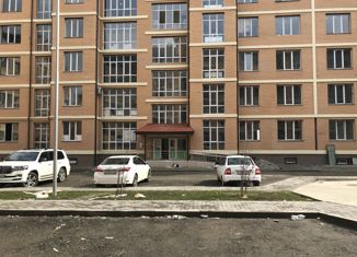 Продаю 2-комнатную квартиру, 72 м2, Чечня, улица Сайханова, 133к8