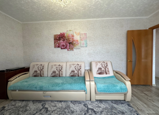 Продажа 2-комнатной квартиры, 40.1 м2, село Киргиз-Мияки, улица Комарова, 14