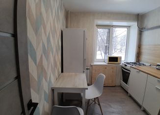 Продаю однокомнатную квартиру, 30 м2, Новгородская область, Большая Санкт-Петербургская улица, 96к2