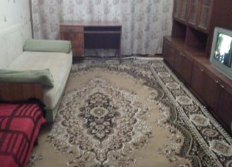 Сдам в аренду 2-ком. квартиру, 50 м2, Таганрог, улица Сергея Шило, 194-1