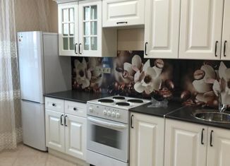 Продается 1-ком. квартира, 44 м2, рабочий посёлок Боброво, Лесная улица, 24к1