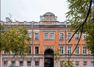 Продаю 2-комнатную квартиру, 78 м2, Санкт-Петербург, улица Писарева, 6-8, метро Василеостровская