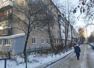 Продам 4-комнатную квартиру, 61.4 м2, Александров, улица Кубасова, 7