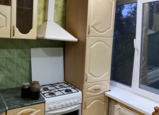 Продам 2-ком. квартиру, 43 м2, Нефтегорск, улица Буровиков, 13