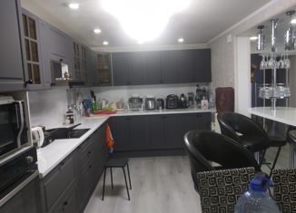 Продажа дома, 277 м2, посёлок городского типа Пойковский