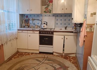 Продажа 3-ком. квартиры, 60.2 м2, Котовск, Октябрьская улица, 19