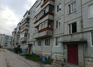 Продам 2-комнатную квартиру, 44 м2, село Зеленец, улица 2-й Квартал, 16