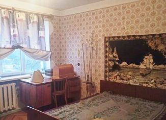 Продам 3-ком. квартиру, 58.8 м2, Туапсе, улица Калинина, 28