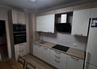 Продаю 2-ком. квартиру, 60 м2, Уфа, ЖК Бакалинский, Бакалинская улица, 19