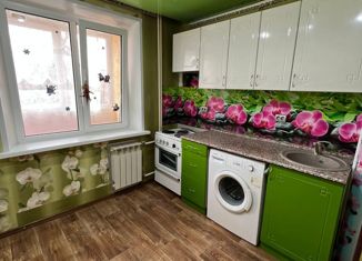 Продается 3-ком. квартира, 60 м2, поселок городского типа Шушенское, квартал Сельхозколледжа, 18