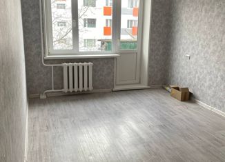 Продаю 2-ком. квартиру, 35.3 м2, Сургут, улица Пушкина, 8/2