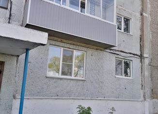 Сдается в аренду 4-комнатная квартира, 75.4 м2, Кемеровская область, Весенняя улица, 14