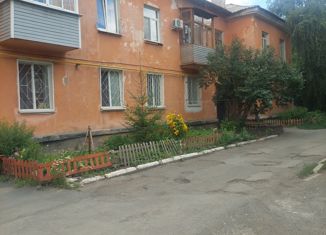 Продам 2-ком. квартиру, 45.8 м2, Новотроицк, улица Ситкина, 7А